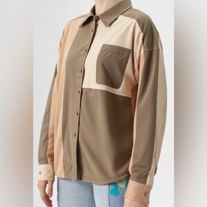 NWT Suede-Like Colorblock Button Down Shirt